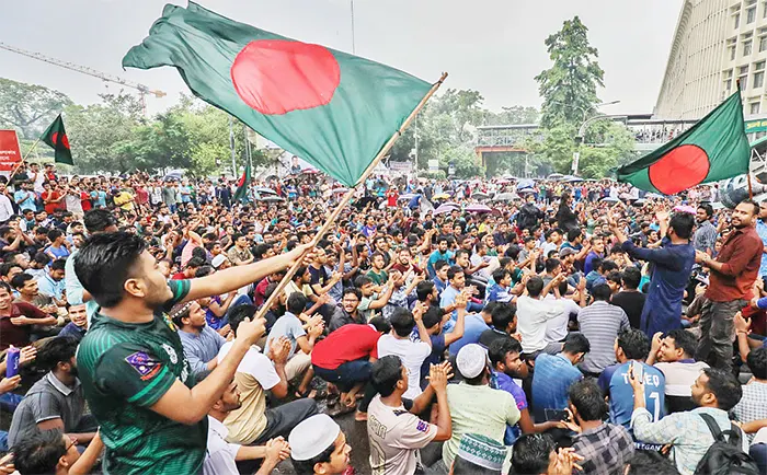 জুলাই অভ্যুত্থানের ভেতর-বাহির