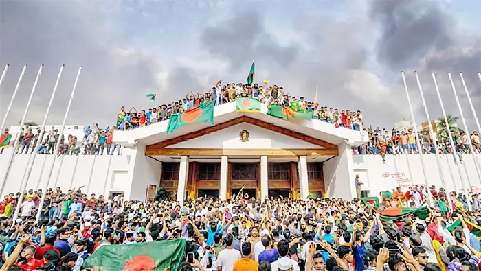 স্মৃতি নয়, রূপান্তরের অঙ্গীকার