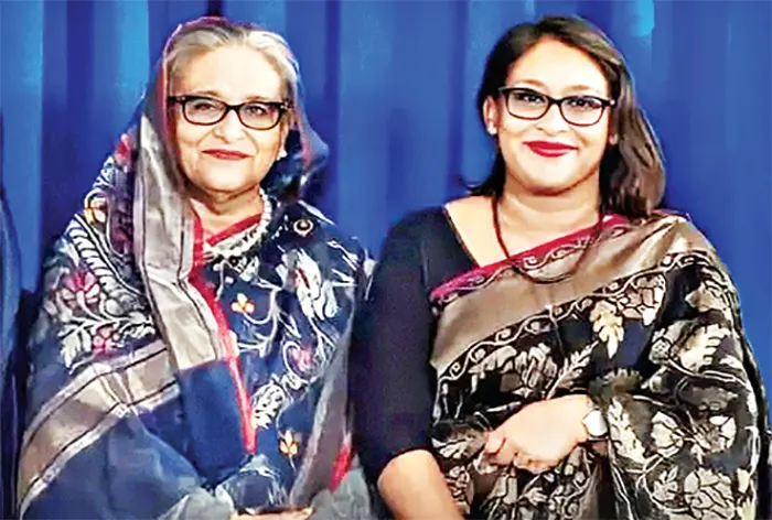 মা ও কন্যার ক্ষমতা-বাসনা